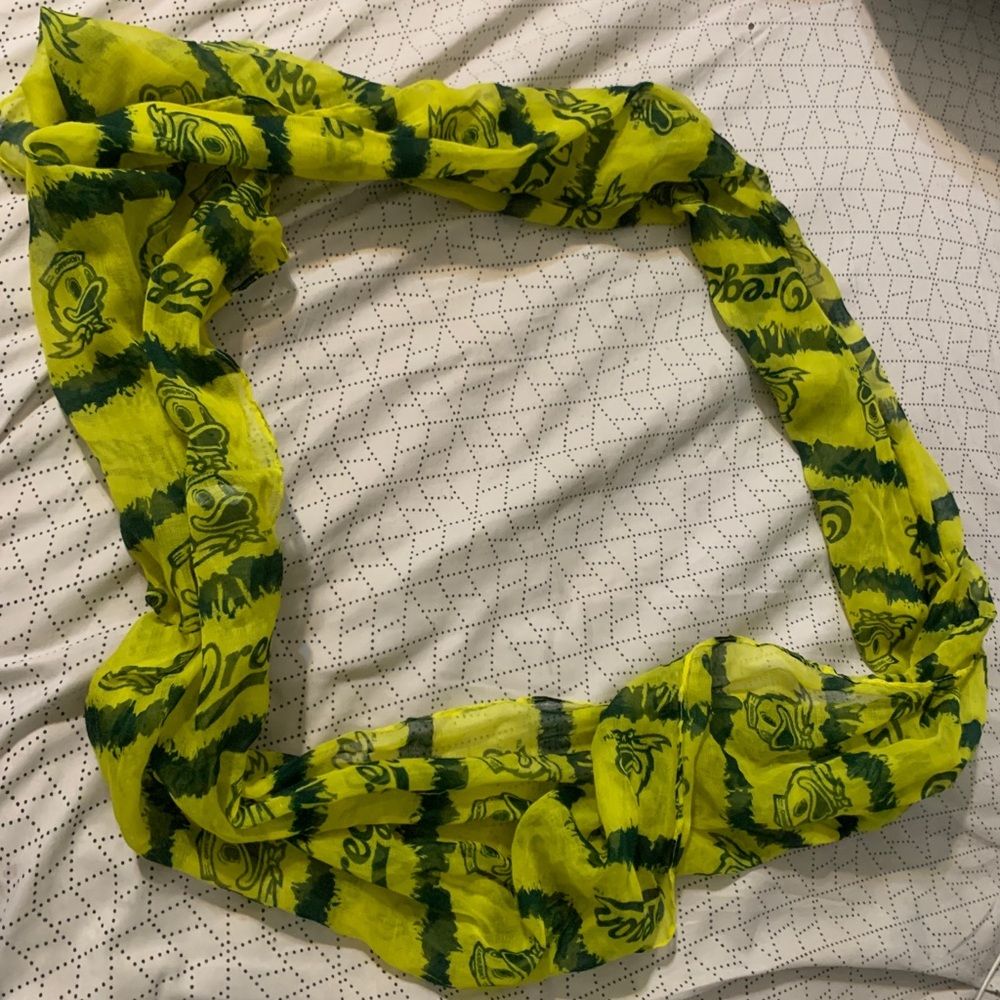 Oregon Ducks Infinity Scarf NWOT